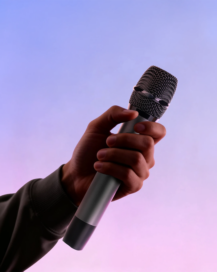 MagicStar professional UHF wireless microphone pair — product photo 2